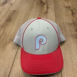 Philadelphia Phillies Unisex Basic Coop Pro Adjustable Hat - Gray
